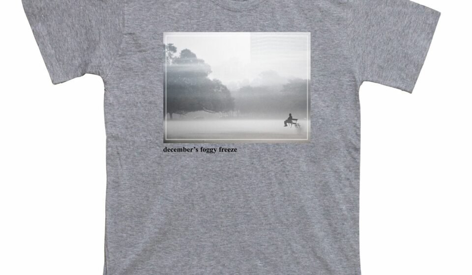 DECEMBERS FOGGY FREEZE stylish authentic T-shirt Classic spiritual Apparel
