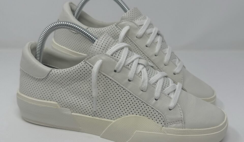 Size 7.5 – Dolce Vita Zina 360 Women’s Casual Cream Minimalist Sneakers Walking
