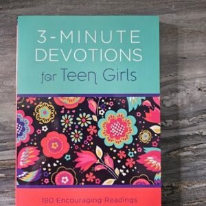 3-Minute Devotions for Teen Girls : 180 Encouraging Readings by April Frazier