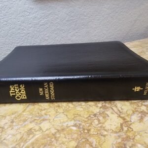 Open Bible NASB Genuine Bond Leather Cyclopedic Red Letter LIKE NEW L@@K🌟